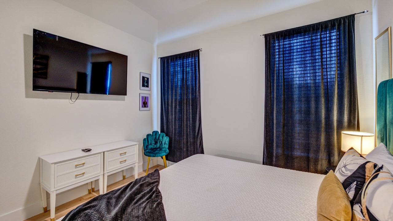 Photo of Bedroom in Southeast Houston