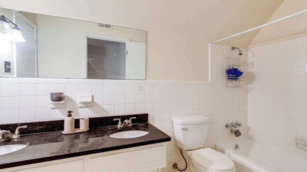 Photo of Bathroom in Ellendale