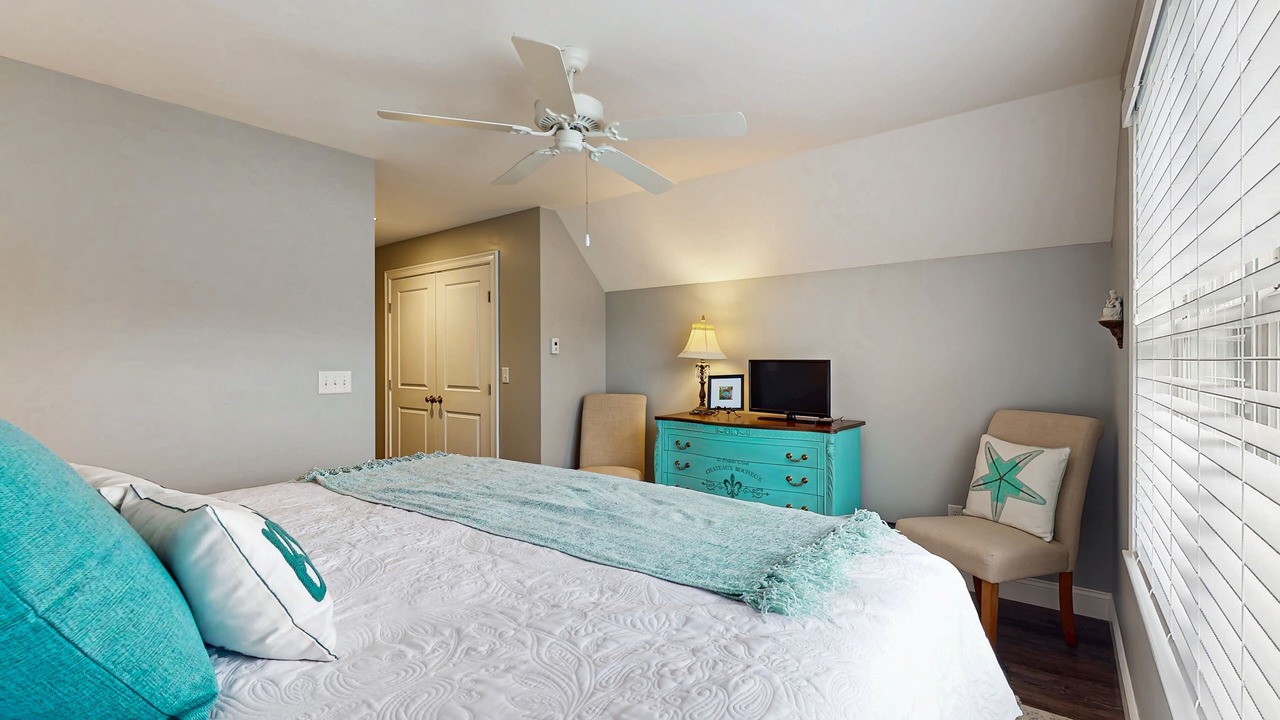 Photo of Bedroom in Arundel