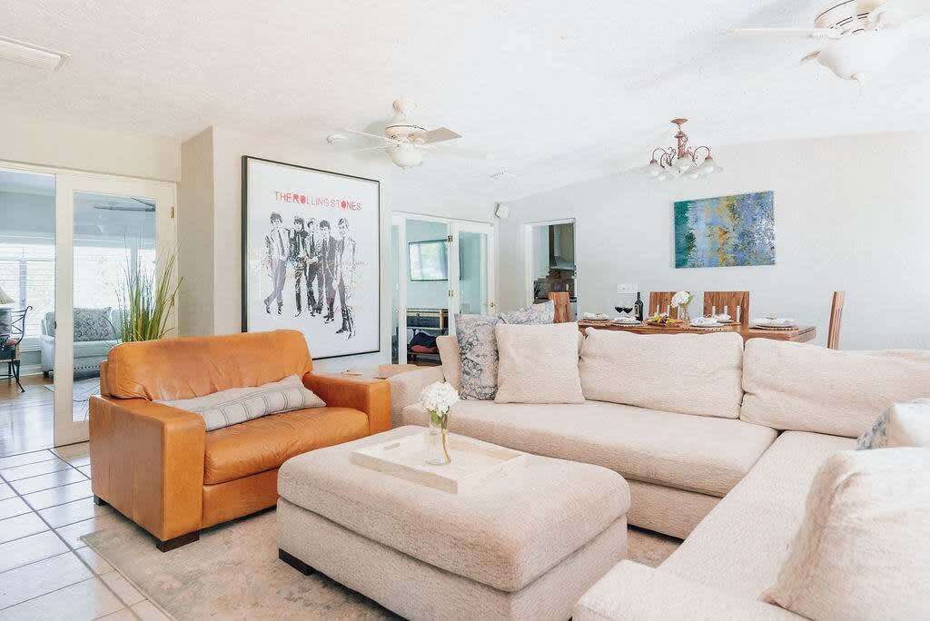 Photo of Livingroom in River District