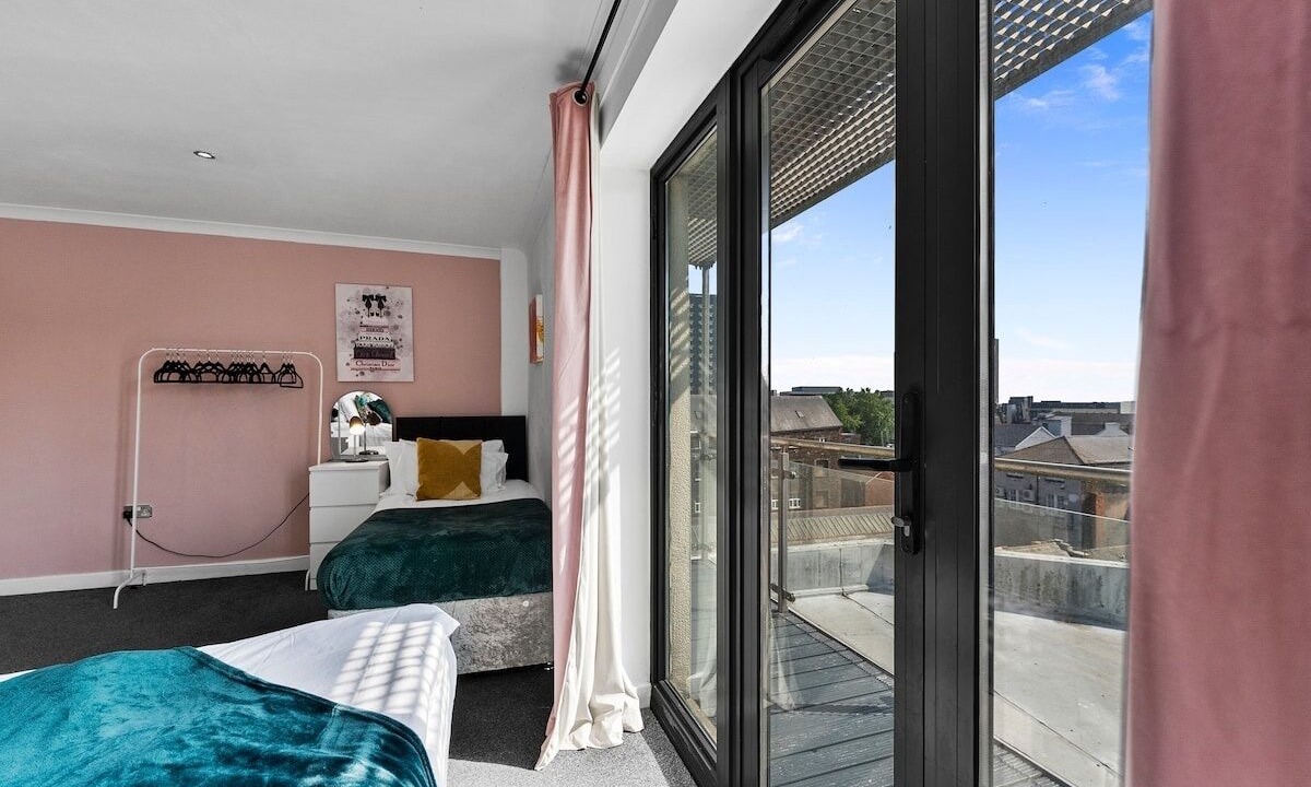 Photo of Bedroom in Cardiff City Centre