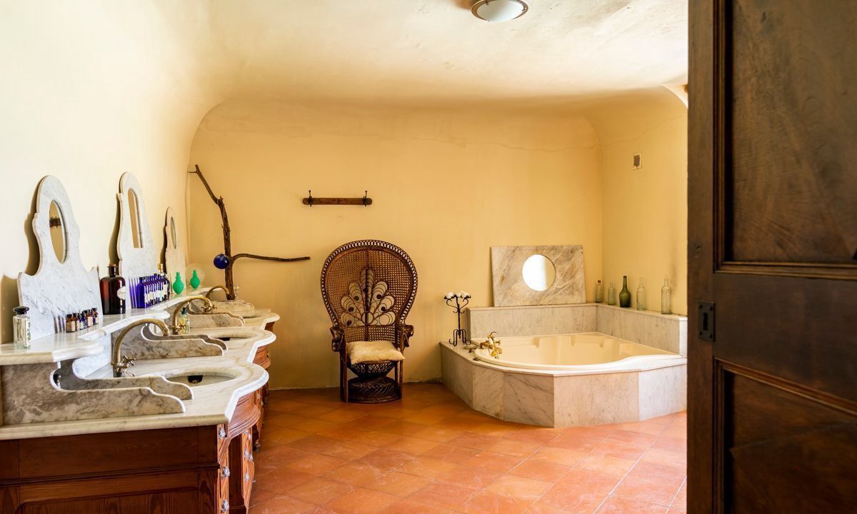Photo of Bathroom in Banne