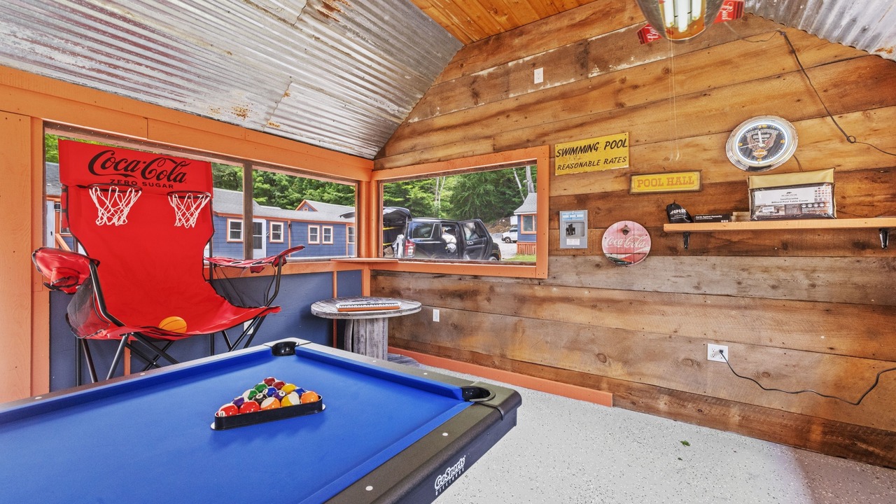 Photo of Bedroom in Alton