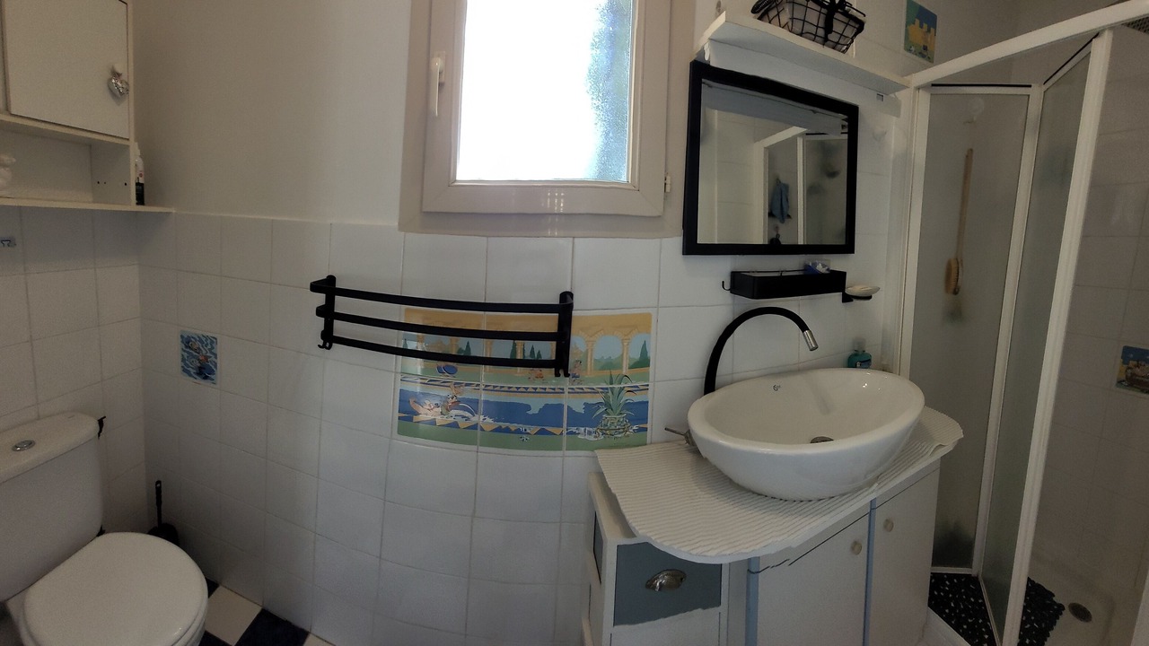 Photo of Bathroom in Michery