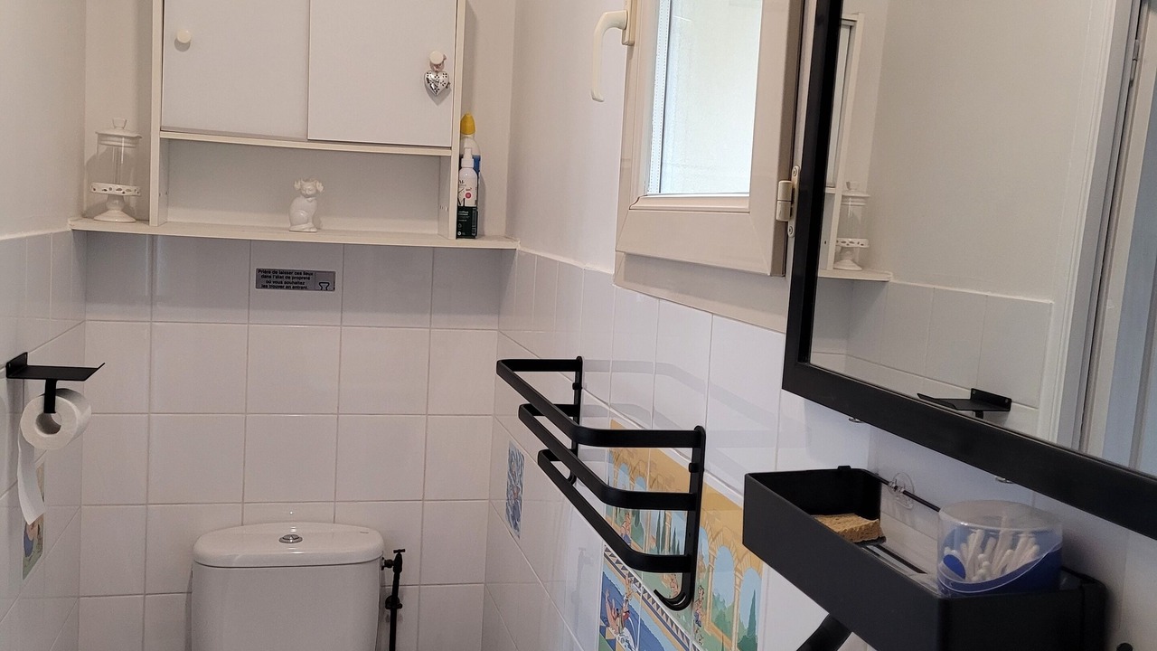 Photo of Bathroom in Michery
