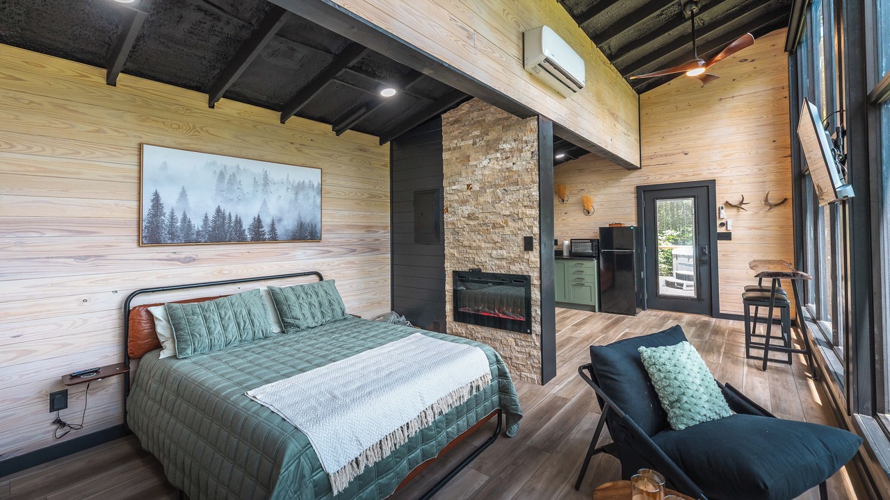 Photo of Bedroom in Lodi