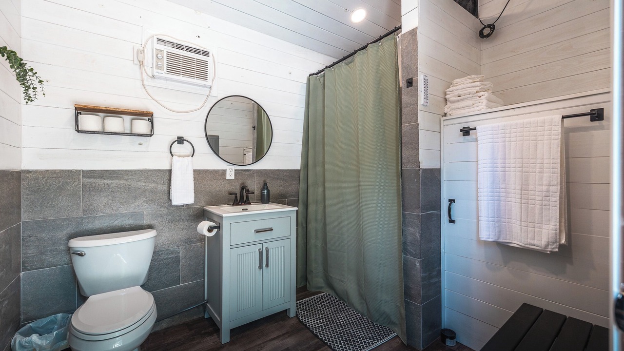 Photo of Bathroom in Lodi