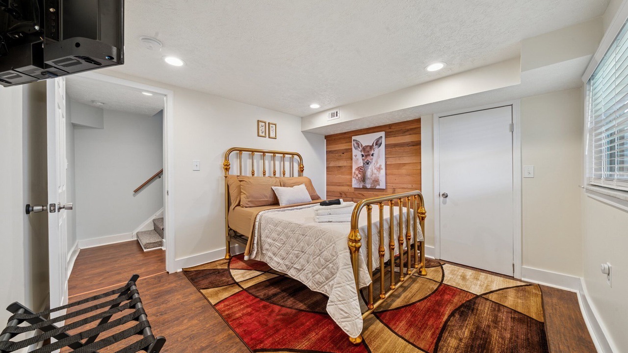 Photo of Bedroom in South Side Slopes