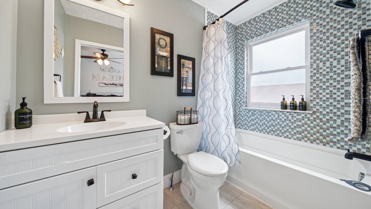 Photo of Bathroom in South Side Slopes