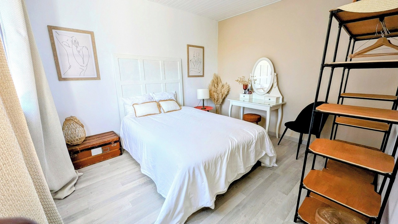 Photo of Bedroom in Hauteville-sur-Mer