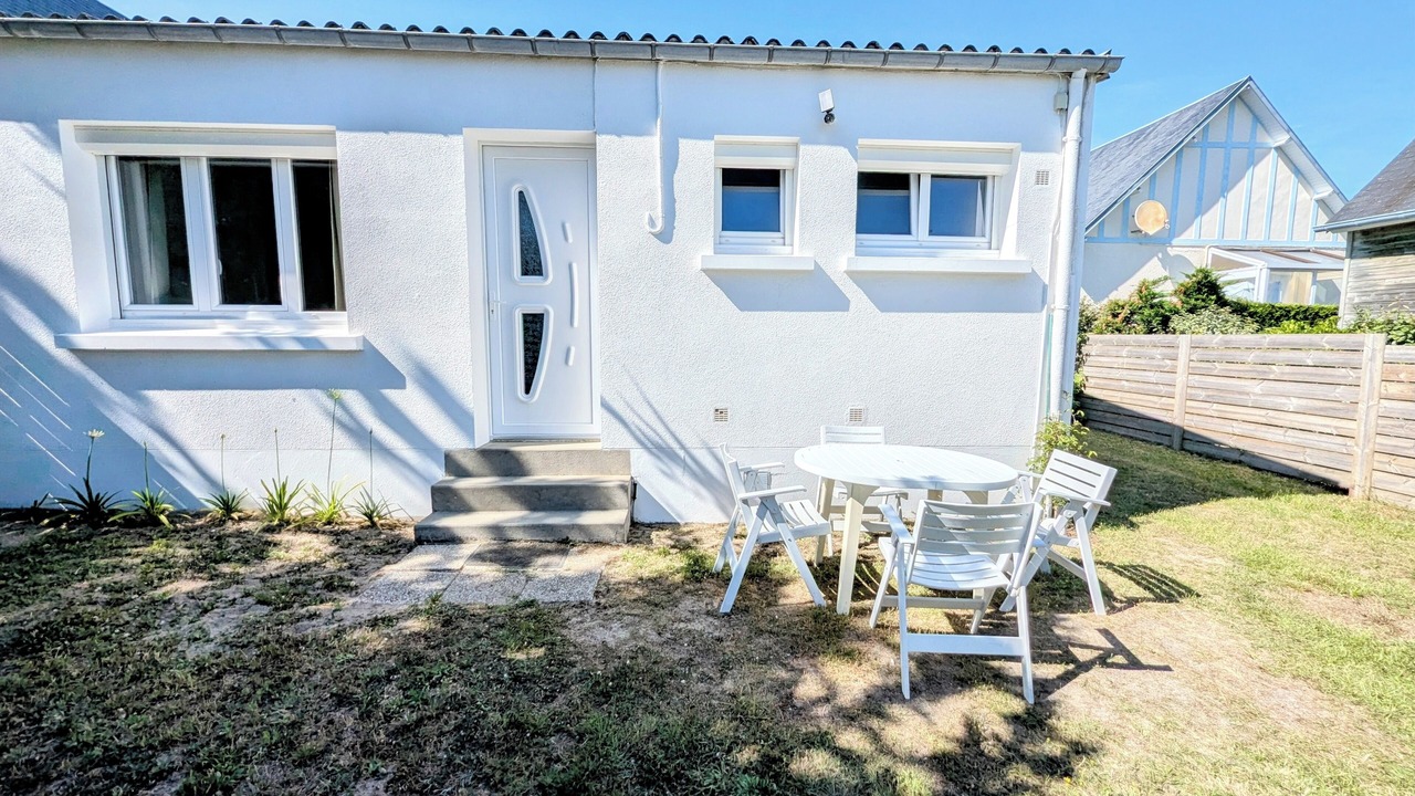 Photo of Outdoor in Hauteville-sur-Mer