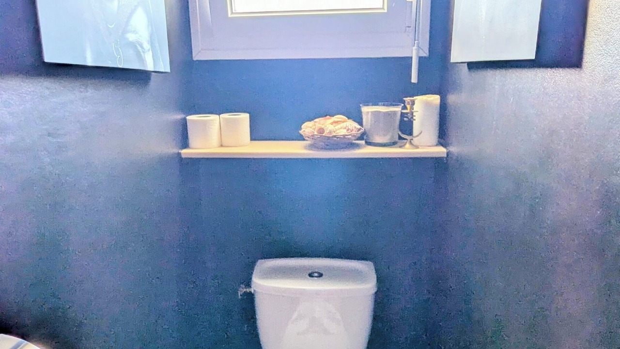 Photo of Bathroom in Hauteville-sur-Mer