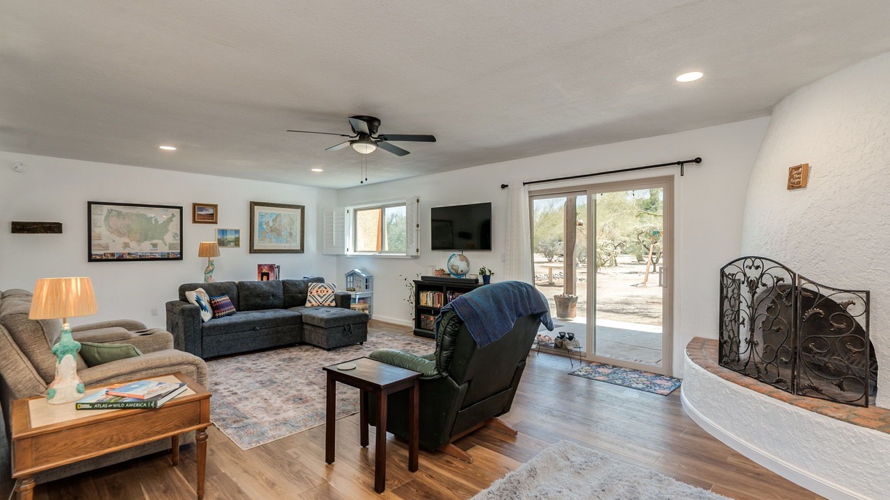 Photo of Livingroom in Casas Adobes