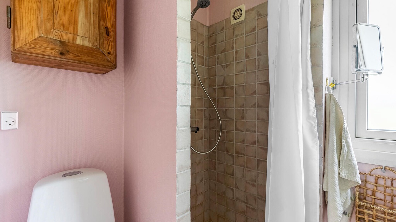 Photo of Bathroom in Melby