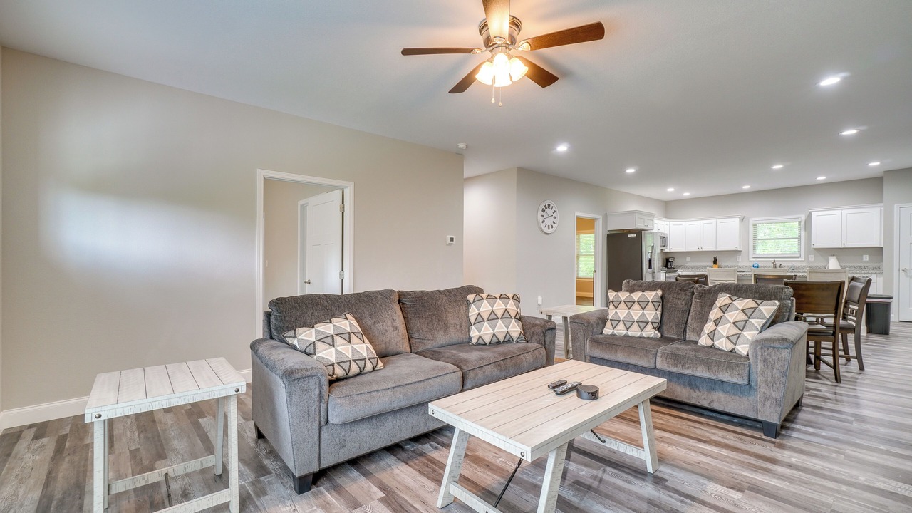 Photo of Livingroom in Crossville