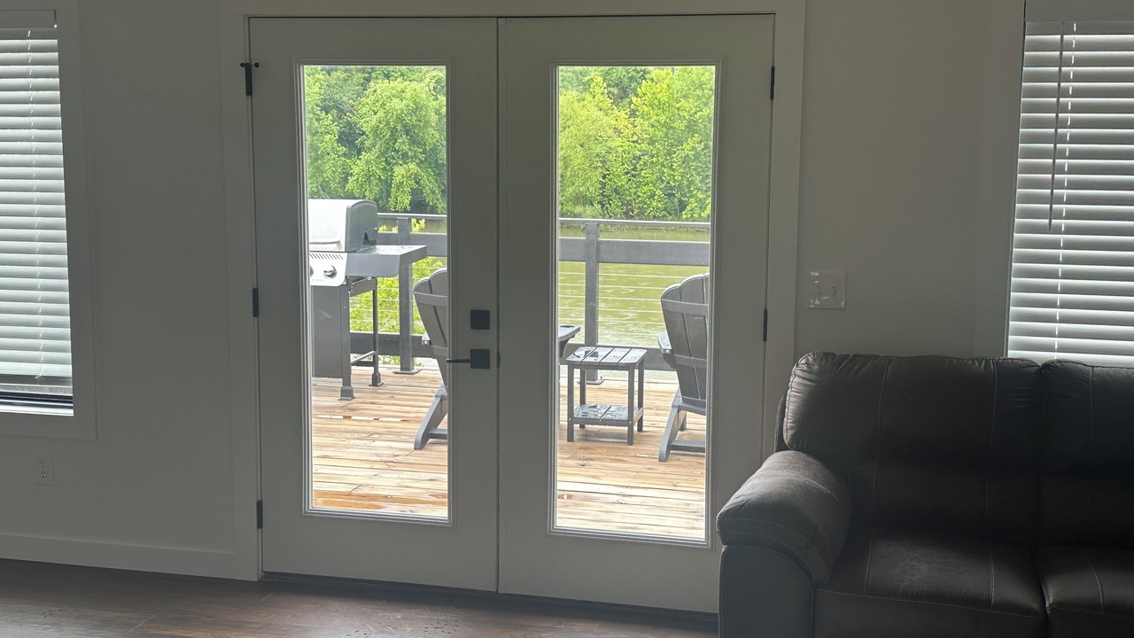 Photo of Livingroom in Van Buren