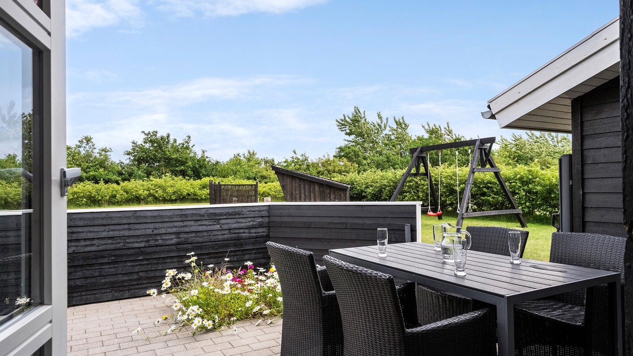 Photo of Others in Skaven Strand