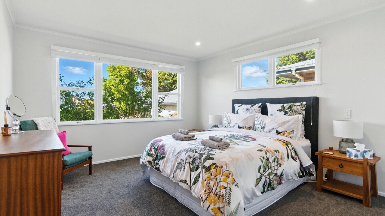 Photo of Bedroom in Otumoetai