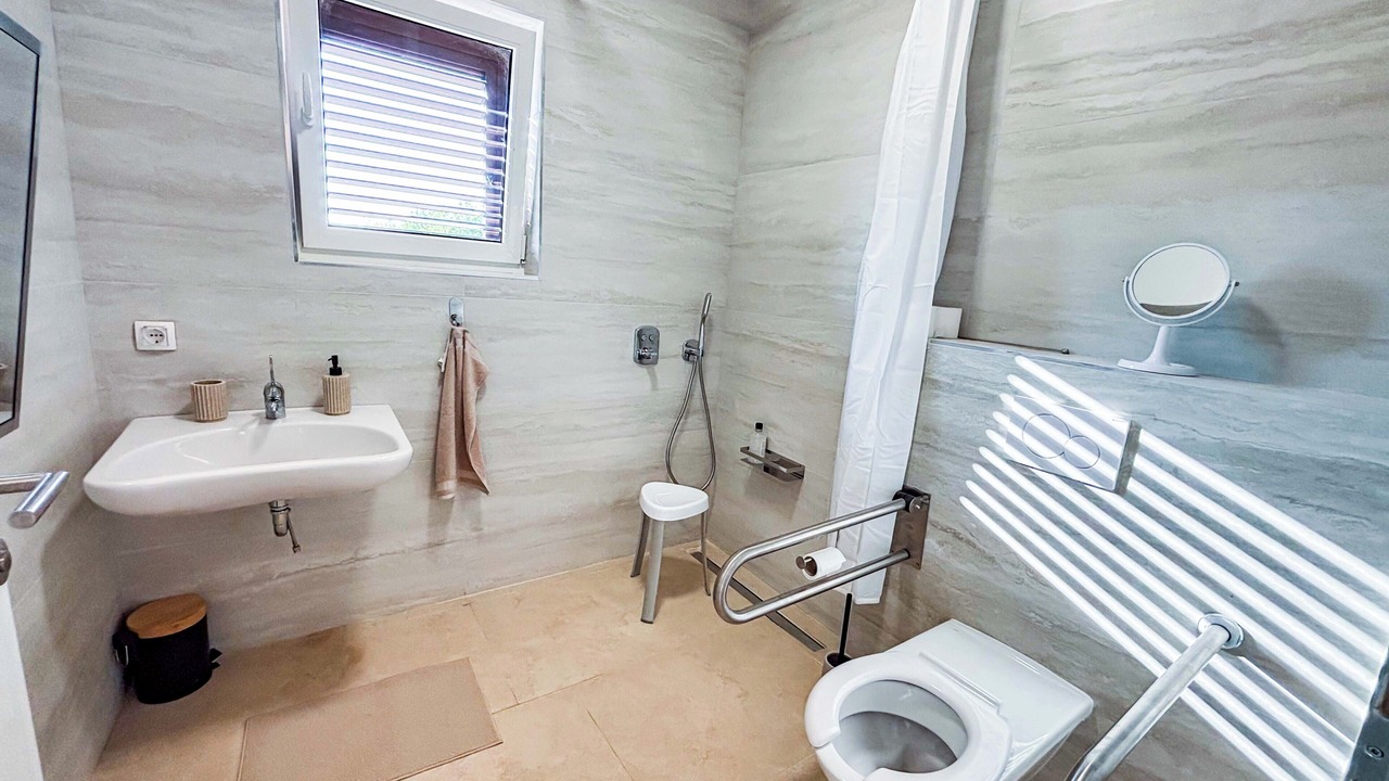 Photo of Bathroom in Drnis