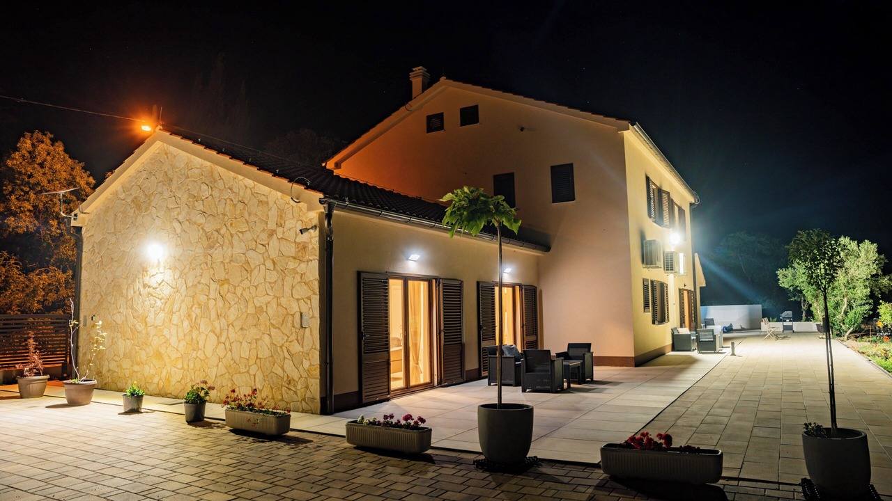 Photo of Outdoor in Drnis