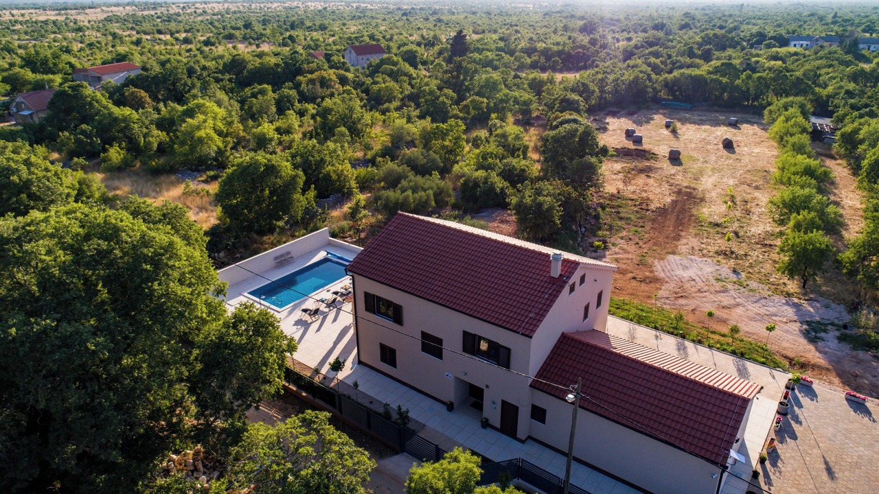 Photo of Outdoor in Drnis