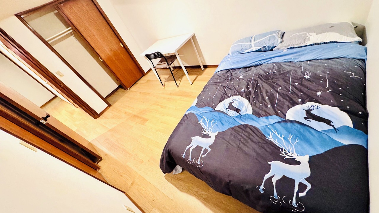 Photo of Bedroom in Northwest Calgary