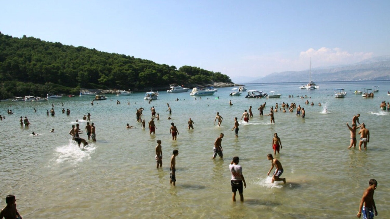 Photo of Others in Praznica