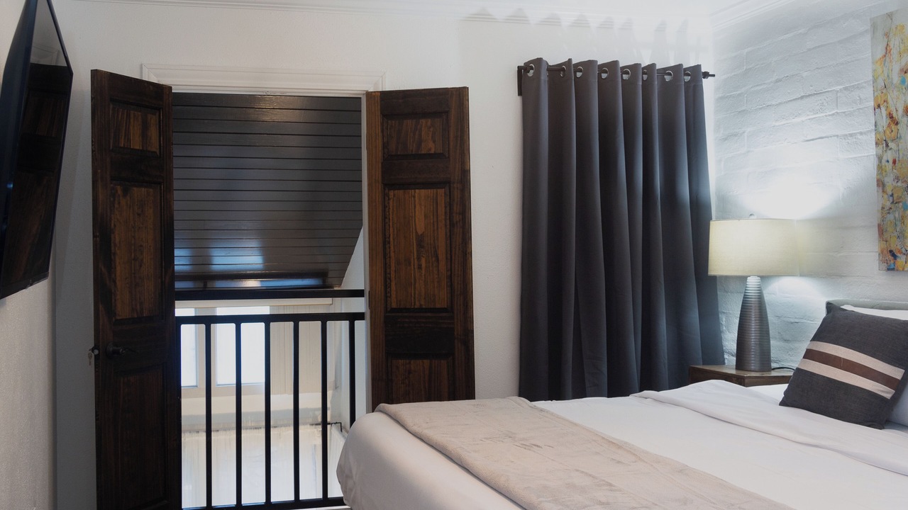 Photo of Bedroom in Neartown