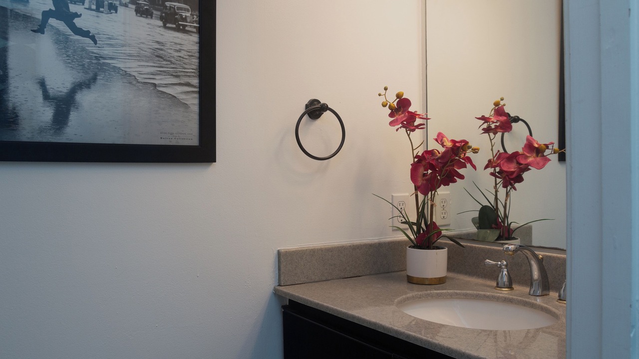 Photo of Bathroom in Neartown