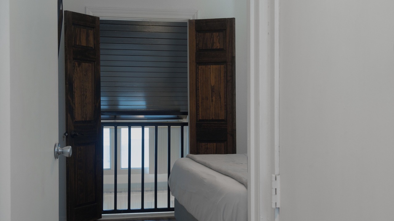 Photo of Bedroom in Neartown