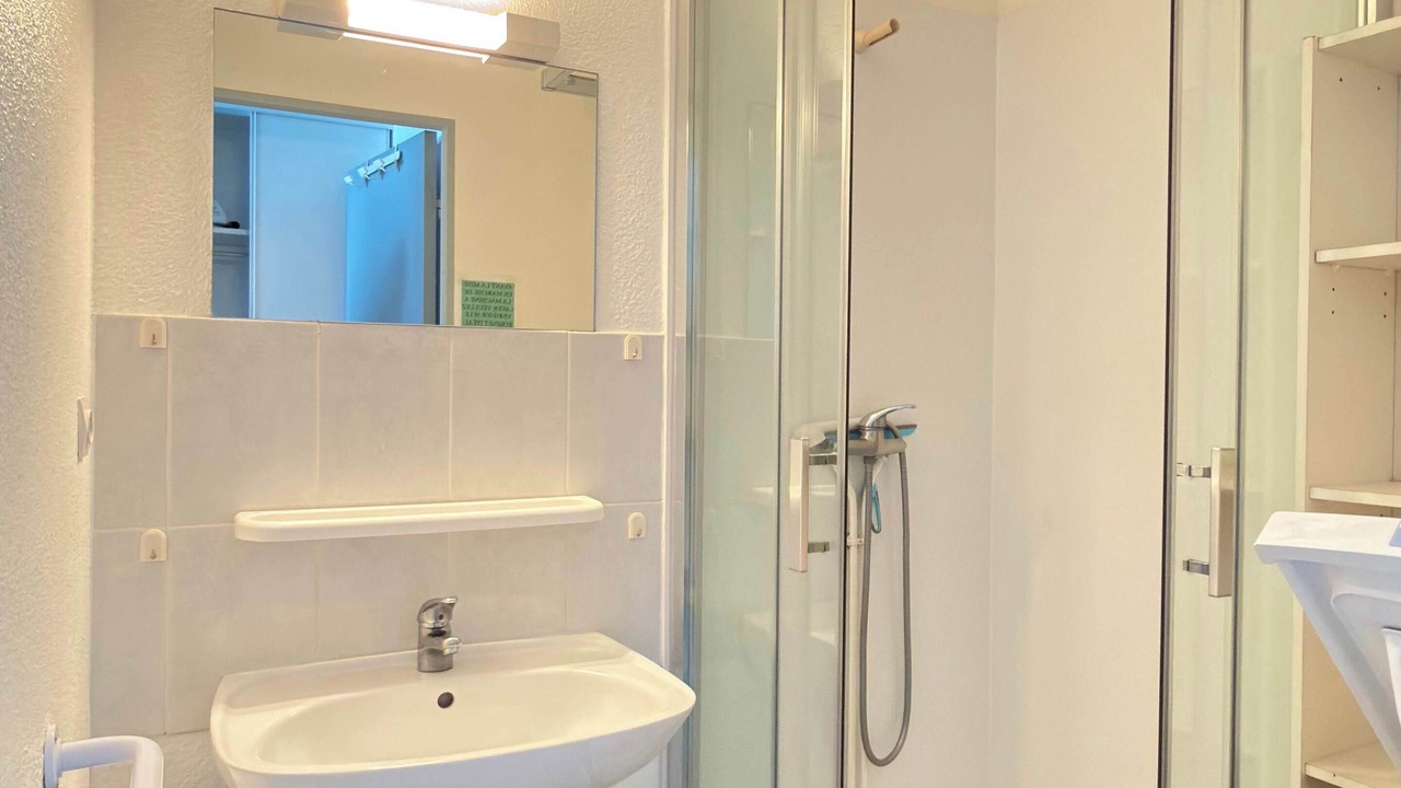 Photo of Bathroom in Vendres