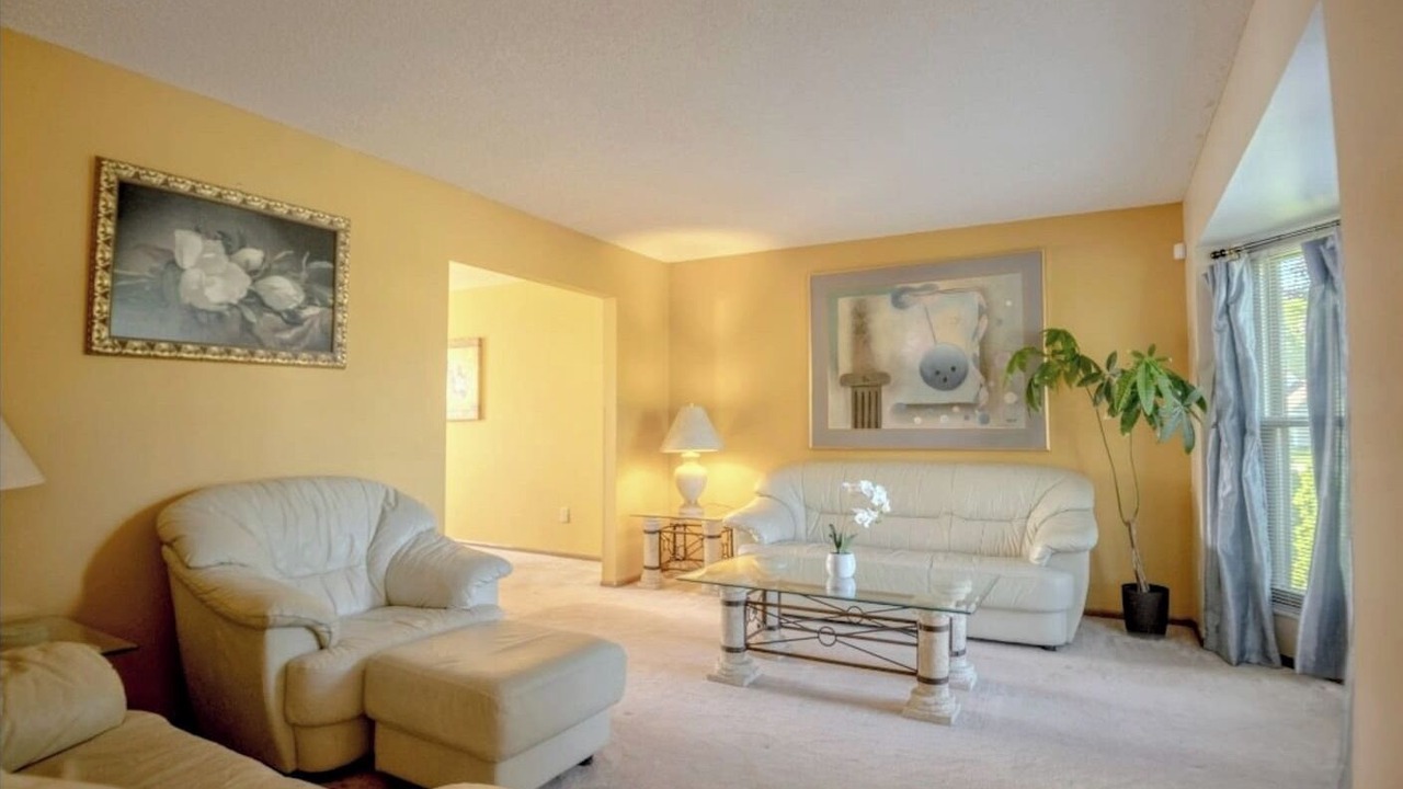 Photo of Livingroom in Reynoldsburg