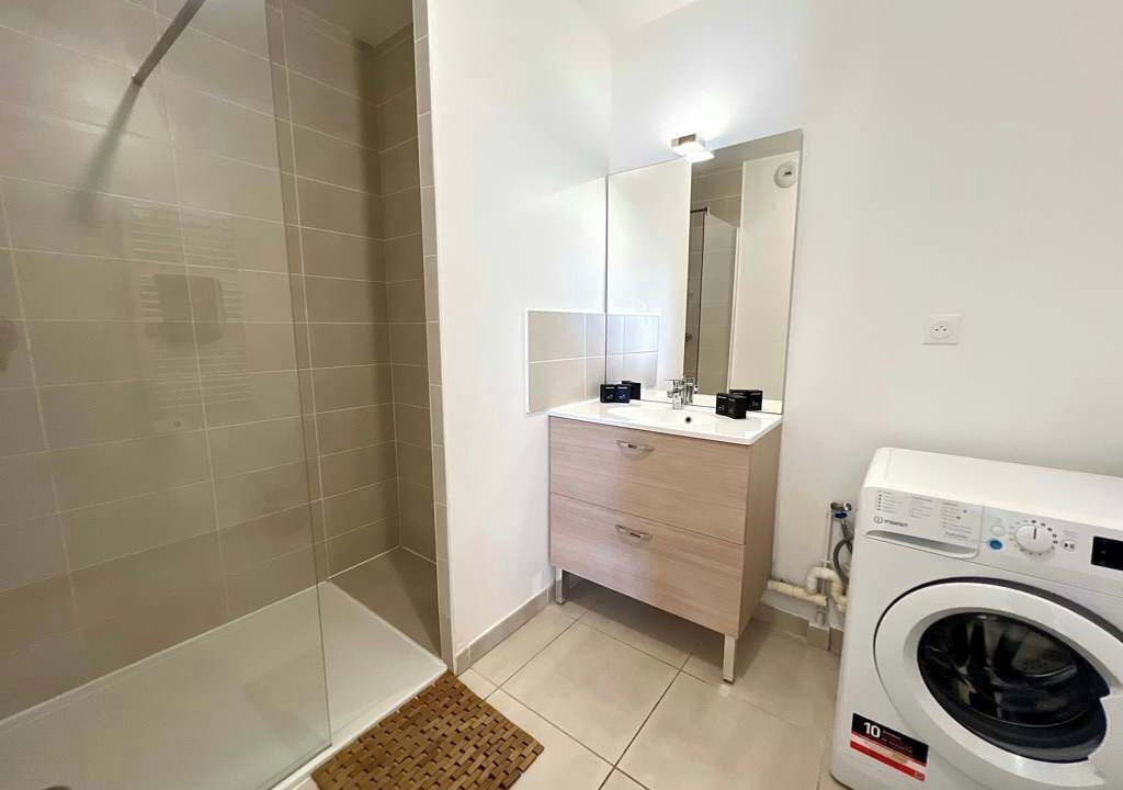 Photo of Others in Serignan