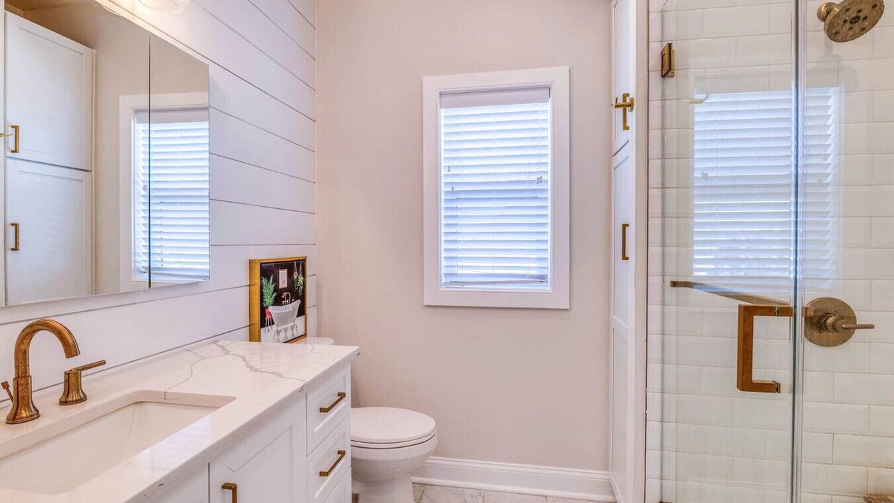 Photo of Bathroom in Margate City