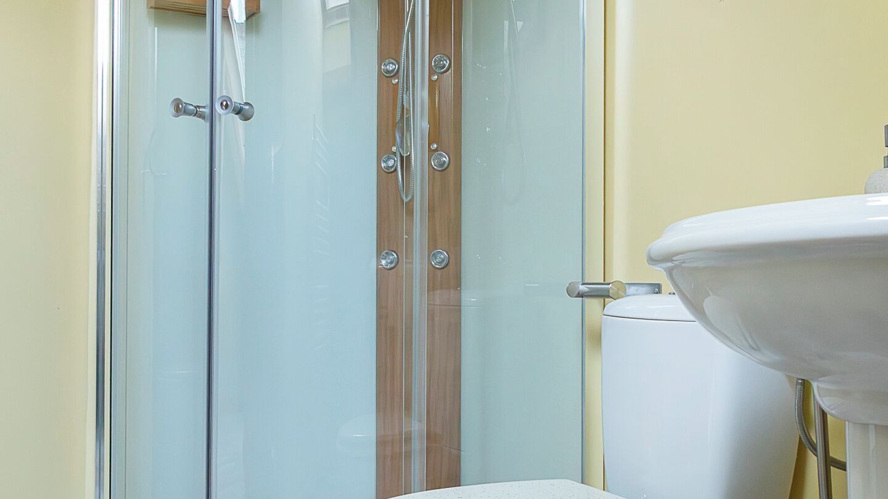 Photo of Bathroom in Pleugueneuc