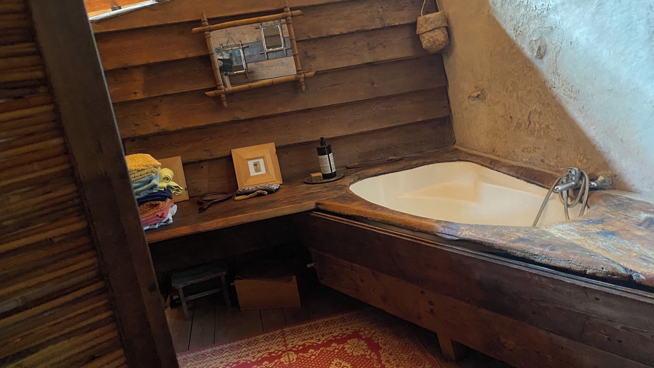 Photo of Bathroom in Tournissan