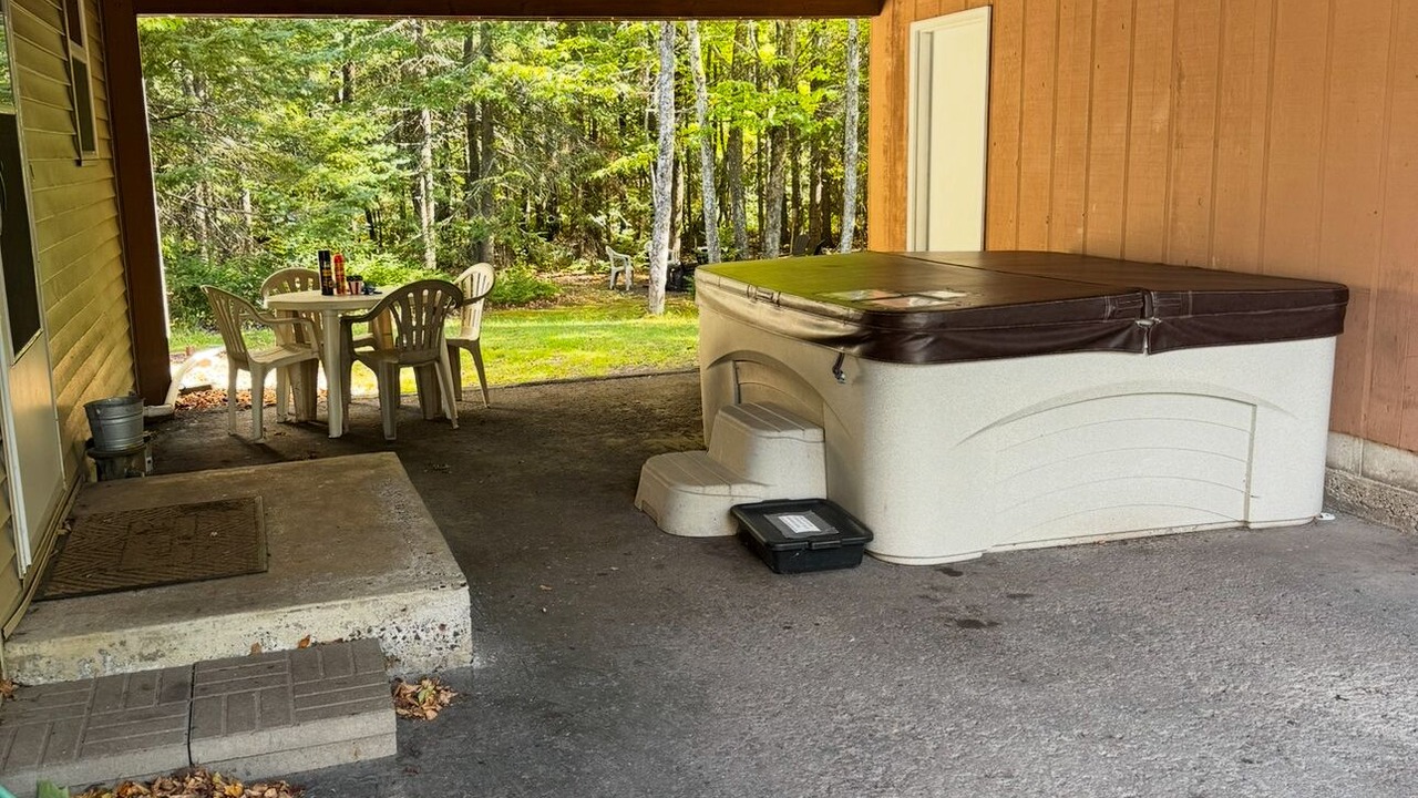 Photo of Outdoor in White Pine