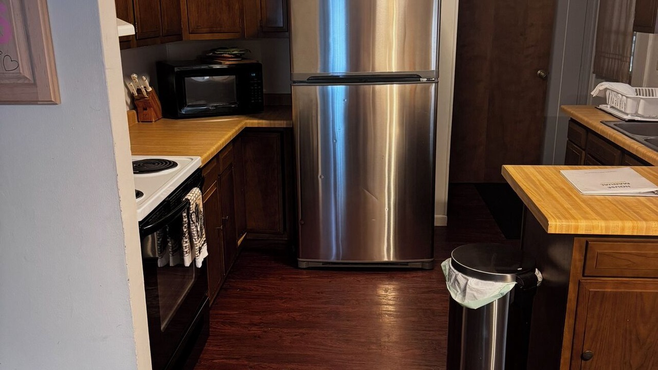 Photo of Kitchen in White Pine
