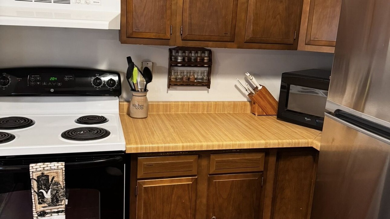 Photo of Kitchen in White Pine