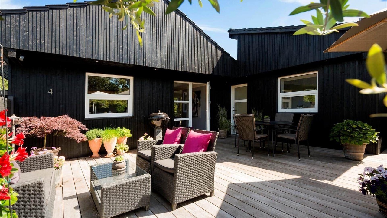 Photo of Outdoor in Beder Malling