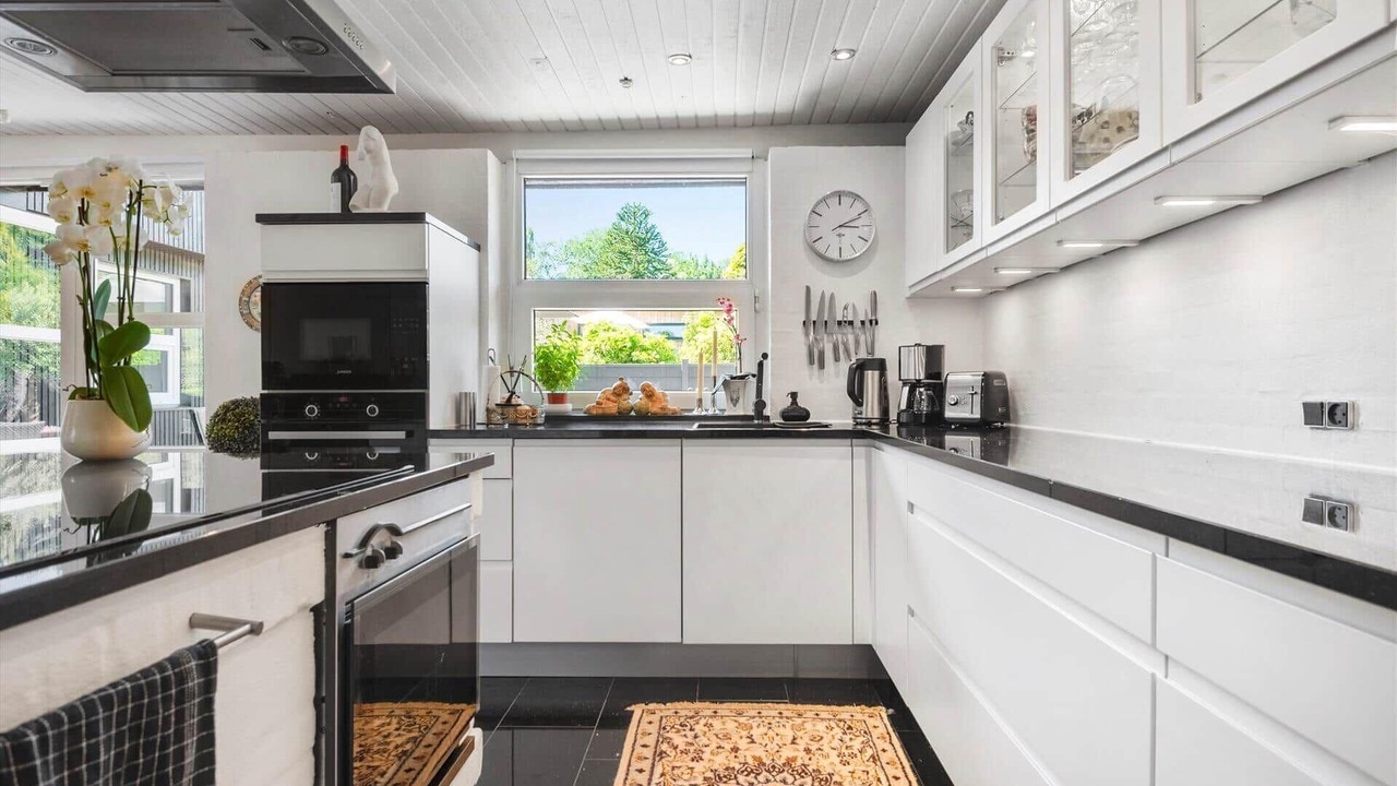 Photo of Kitchen in Beder Malling