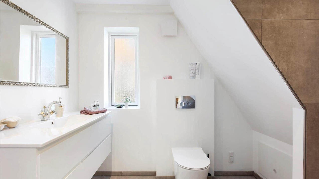 Photo of Bathroom in Aeroskobing