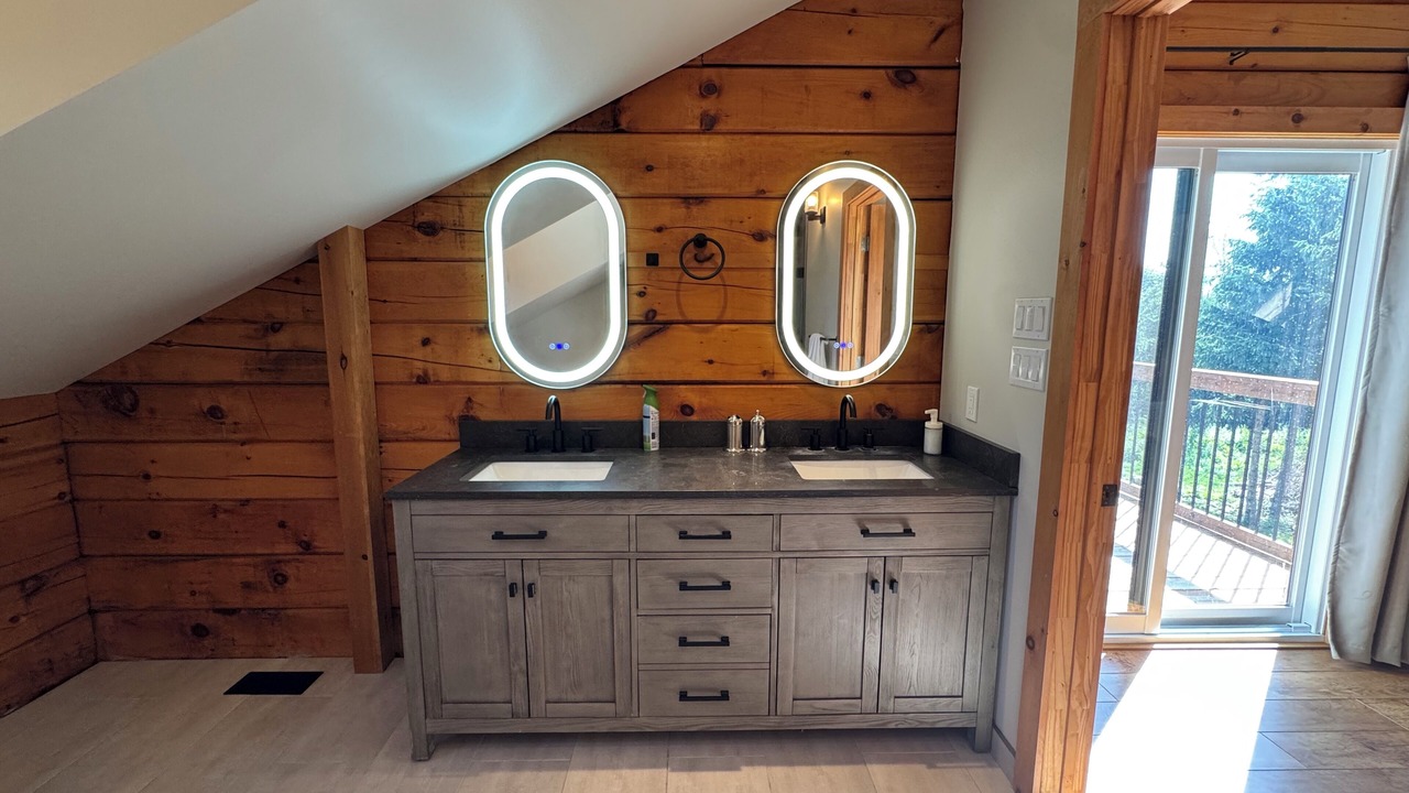 Photo of Bathroom in Dunnville