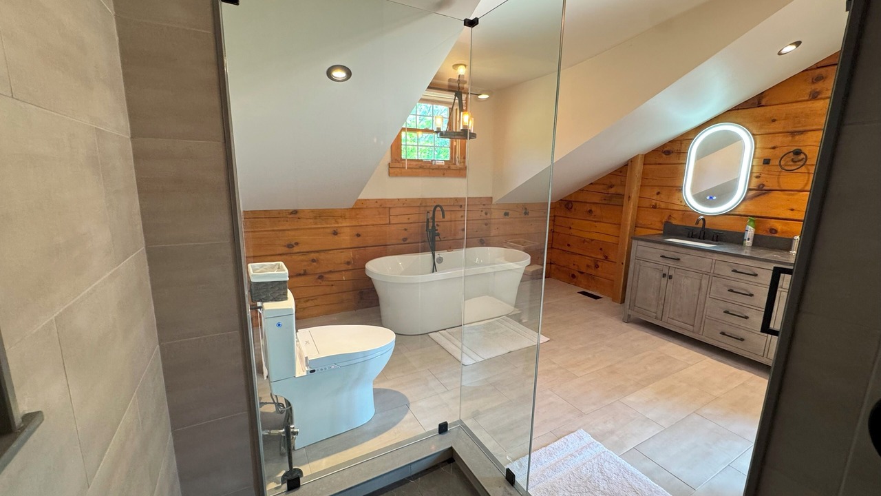 Photo of Bathroom in Dunnville