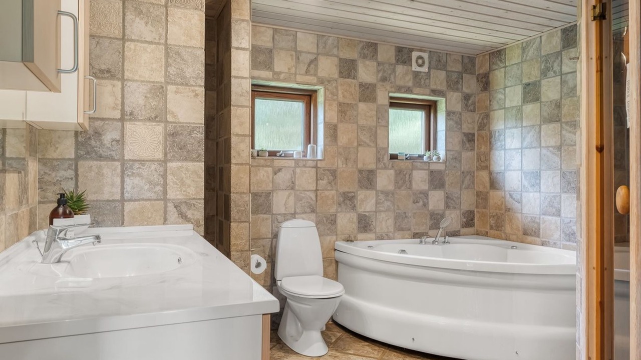 Photo of Bathroom in Brovst