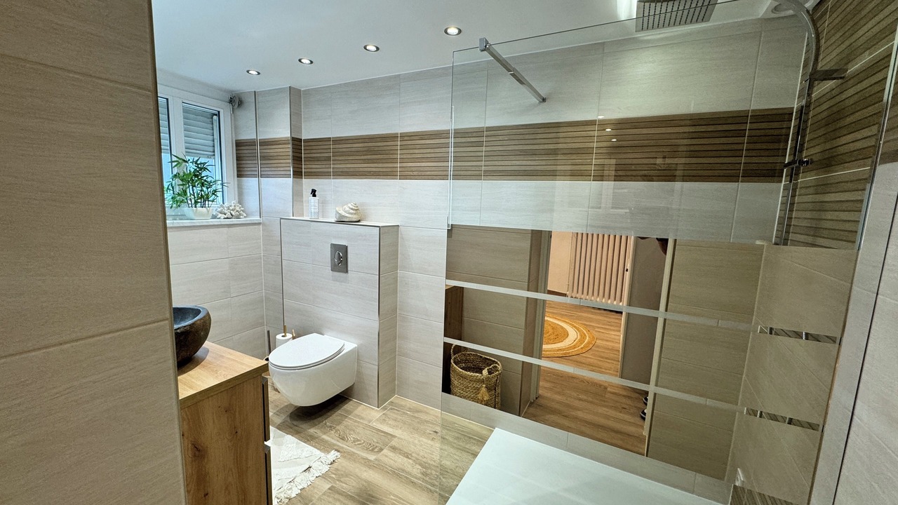 Photo of Bathroom in Bitche