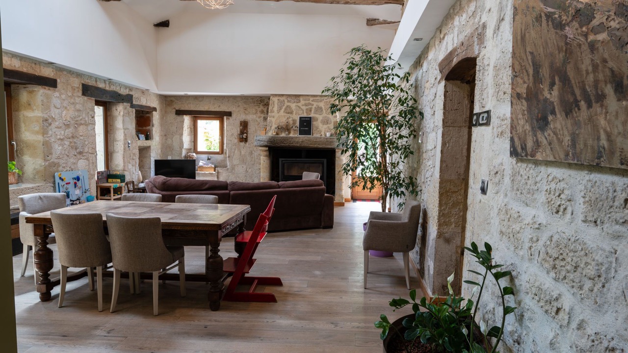 Photo of Livingroom in Saint-Caprais-de-Lerm
