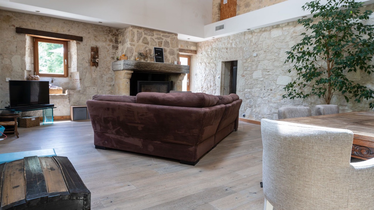 Photo of Livingroom in Saint-Caprais-de-Lerm