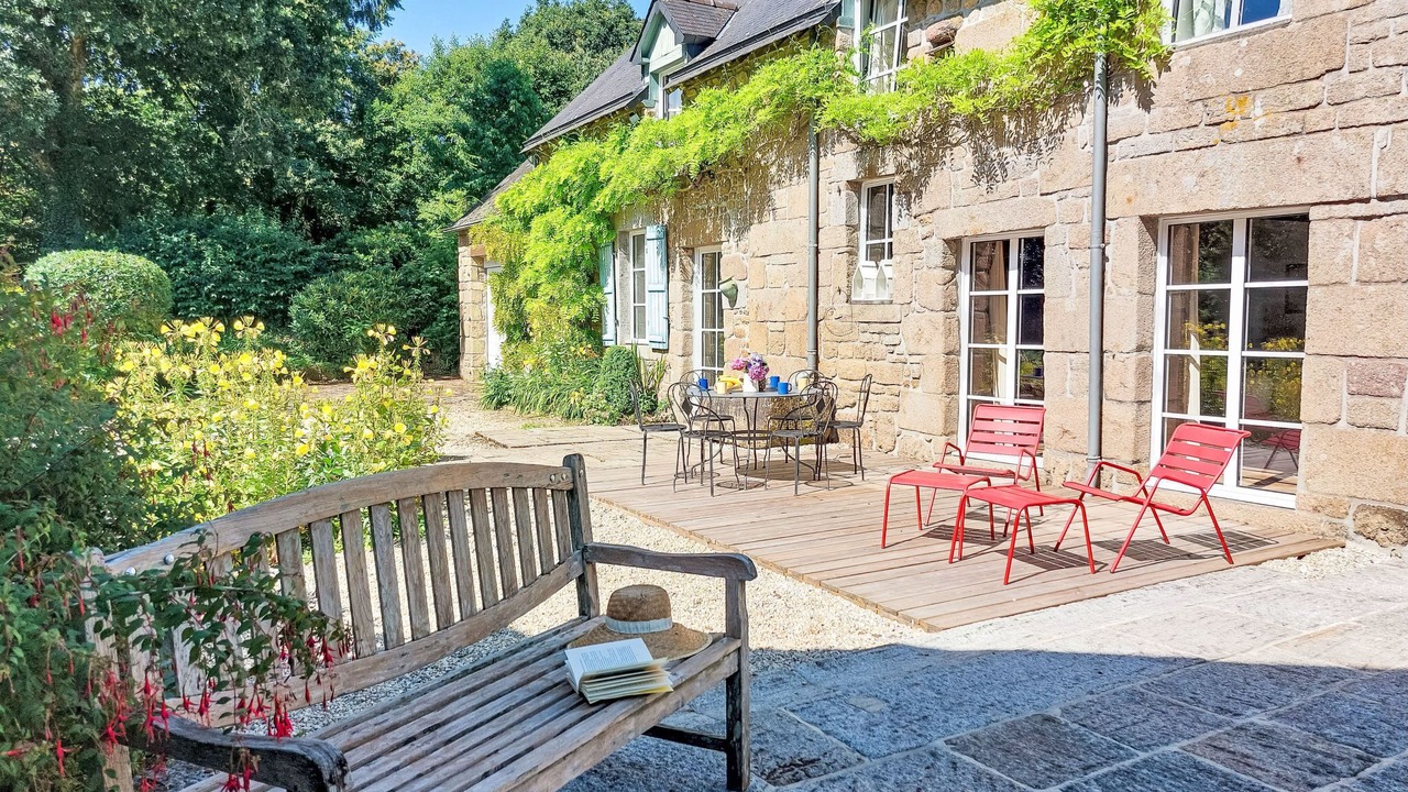 Photo of Others in Saint-Georges-de-Reintembault