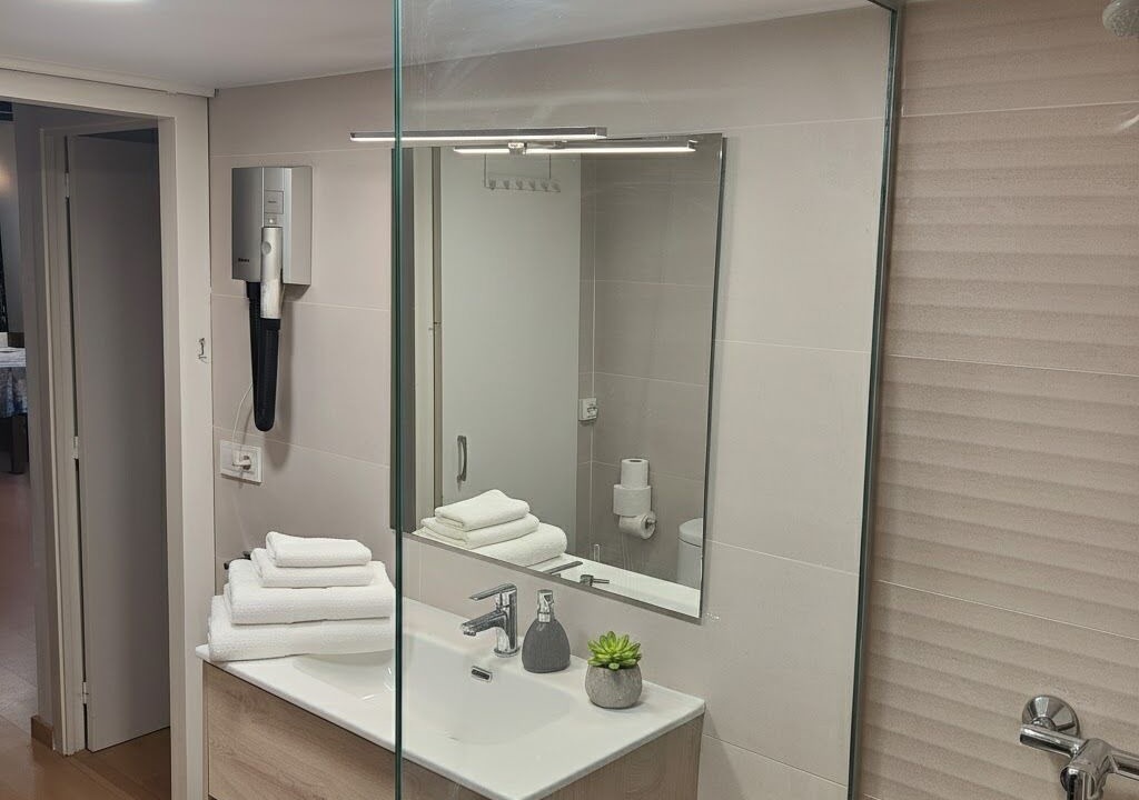 Photo of Bathroom in El Poble-sec